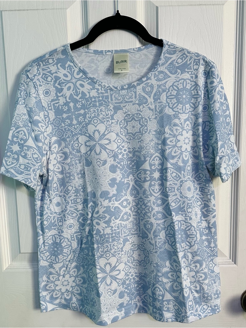 Blair Blue and White Floral Medallion Short Sleeve Tee